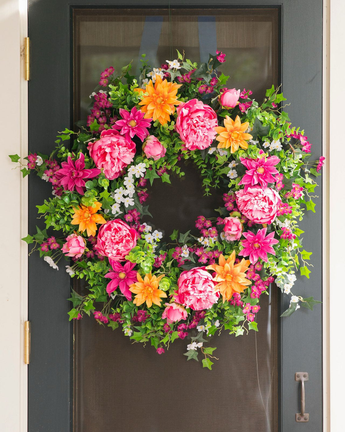 Guirlanda com flores artificiais 60cm